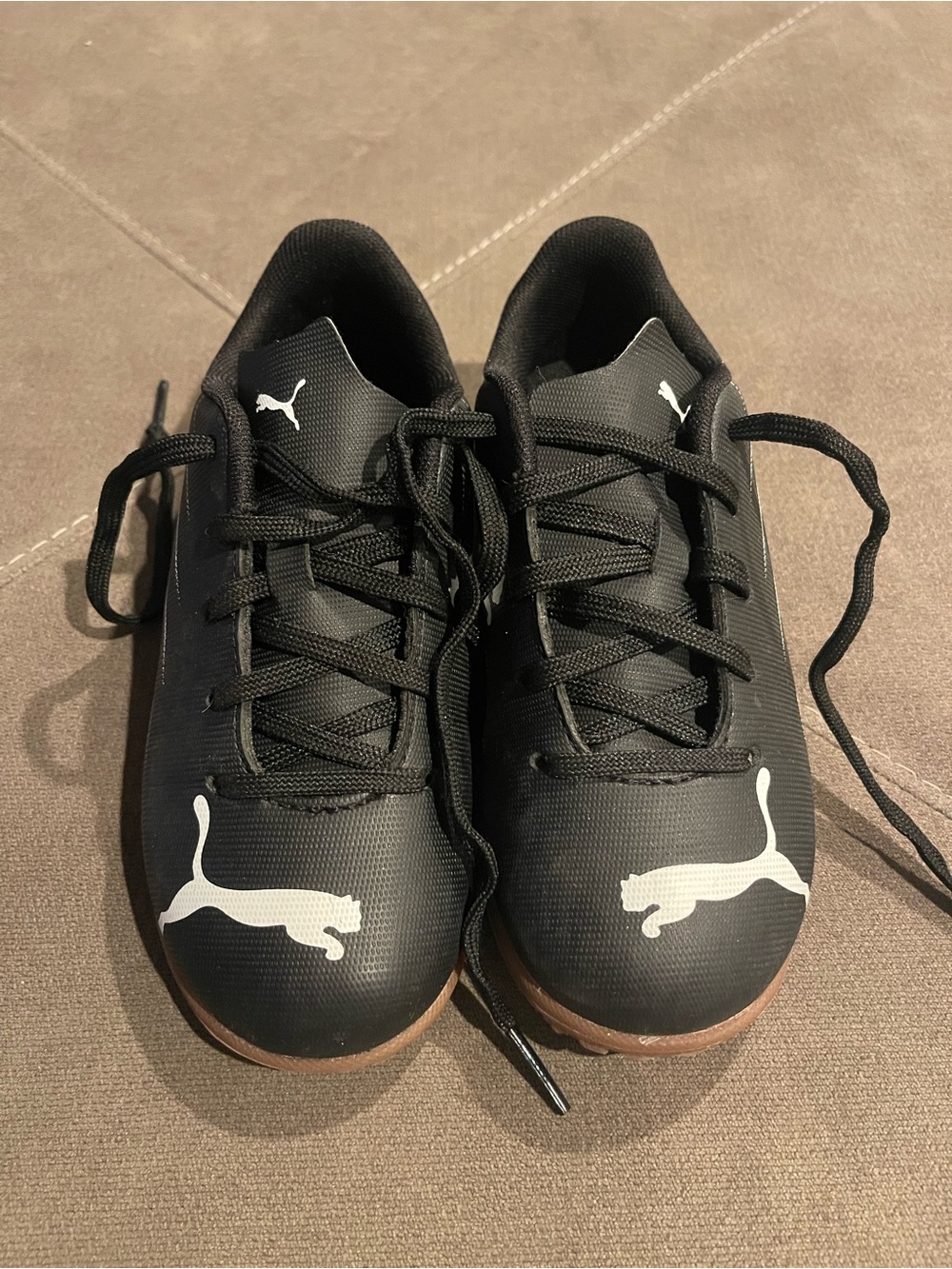 Puma Kids Indoor Soccer Cleats/Sneakers